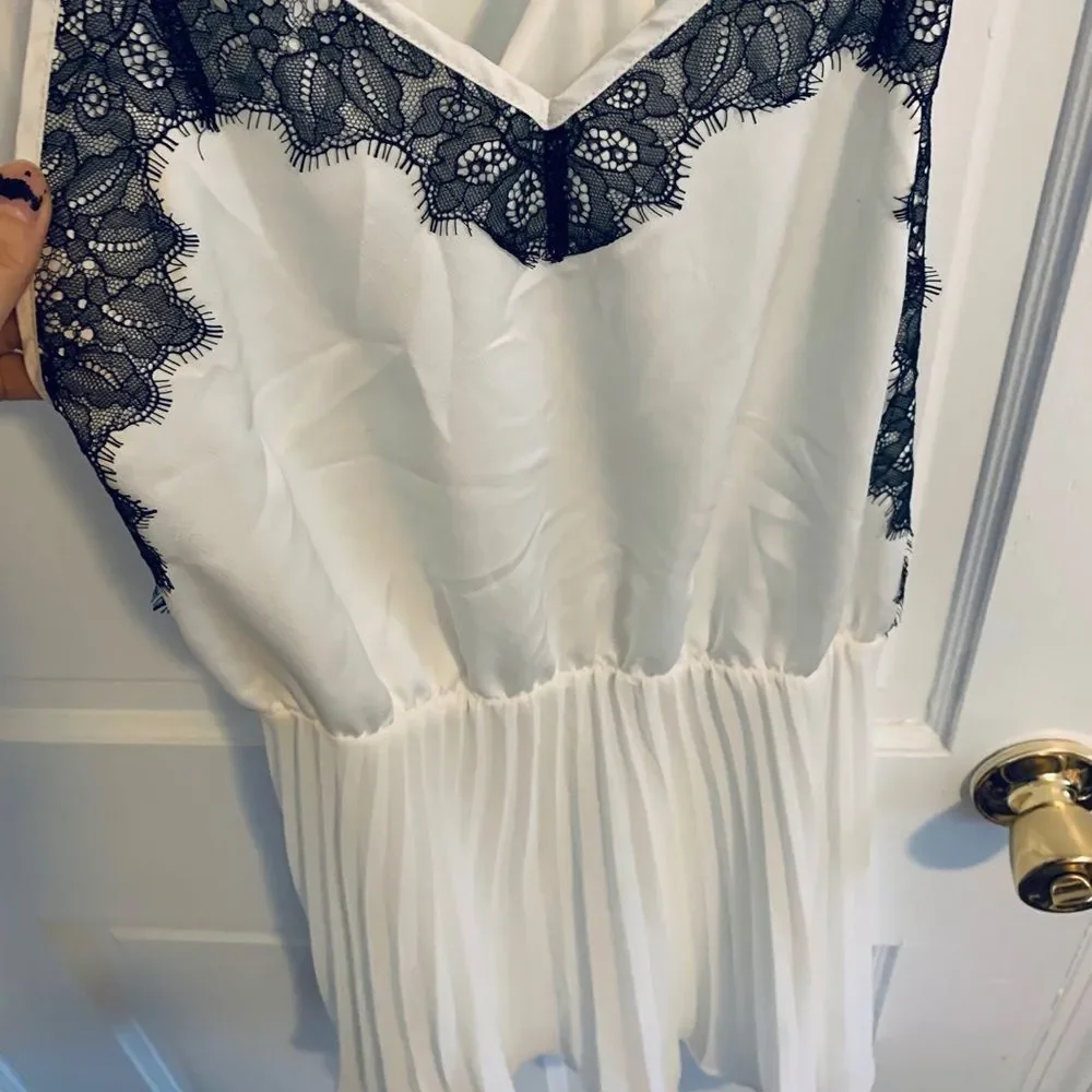 Flora Nikrooz lingerie - Picture 3 of 7